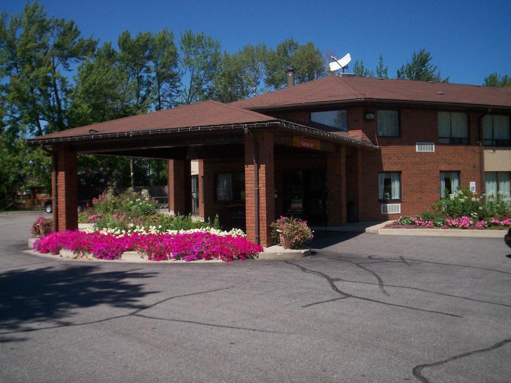 Comfort Inn Lakeshore Норт Бей Екстериор снимка