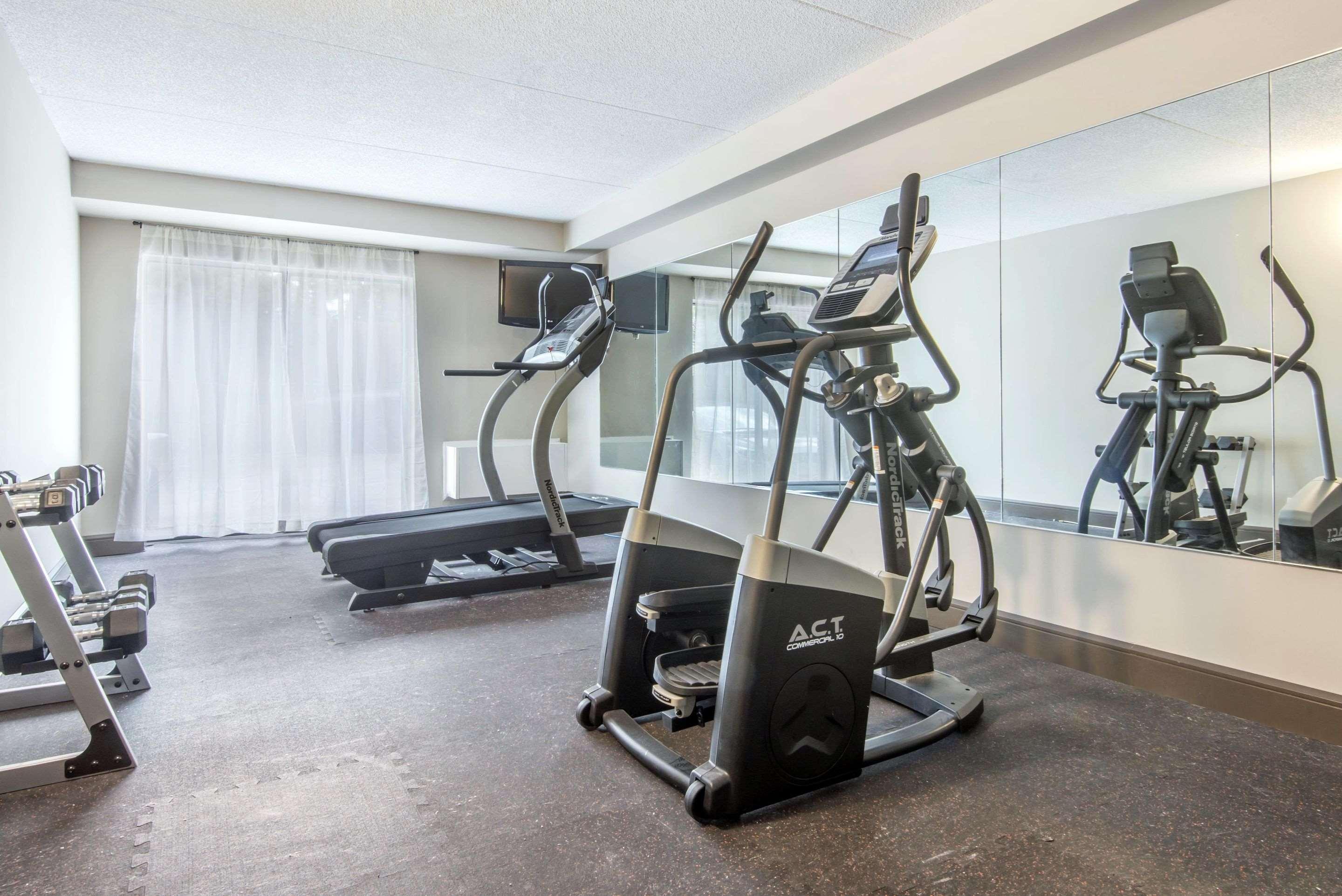 Comfort Inn Lakeshore Норт Бей Екстериор снимка