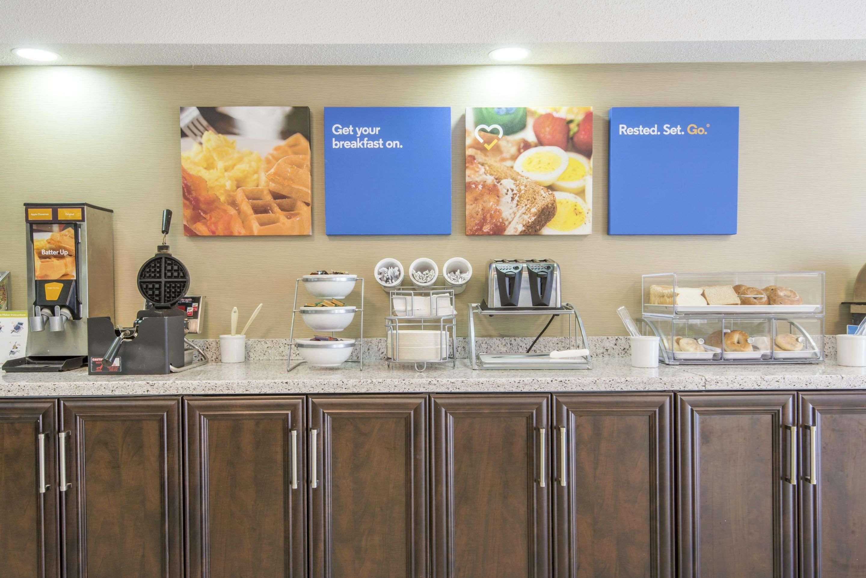 Comfort Inn Lakeshore Норт Бей Екстериор снимка