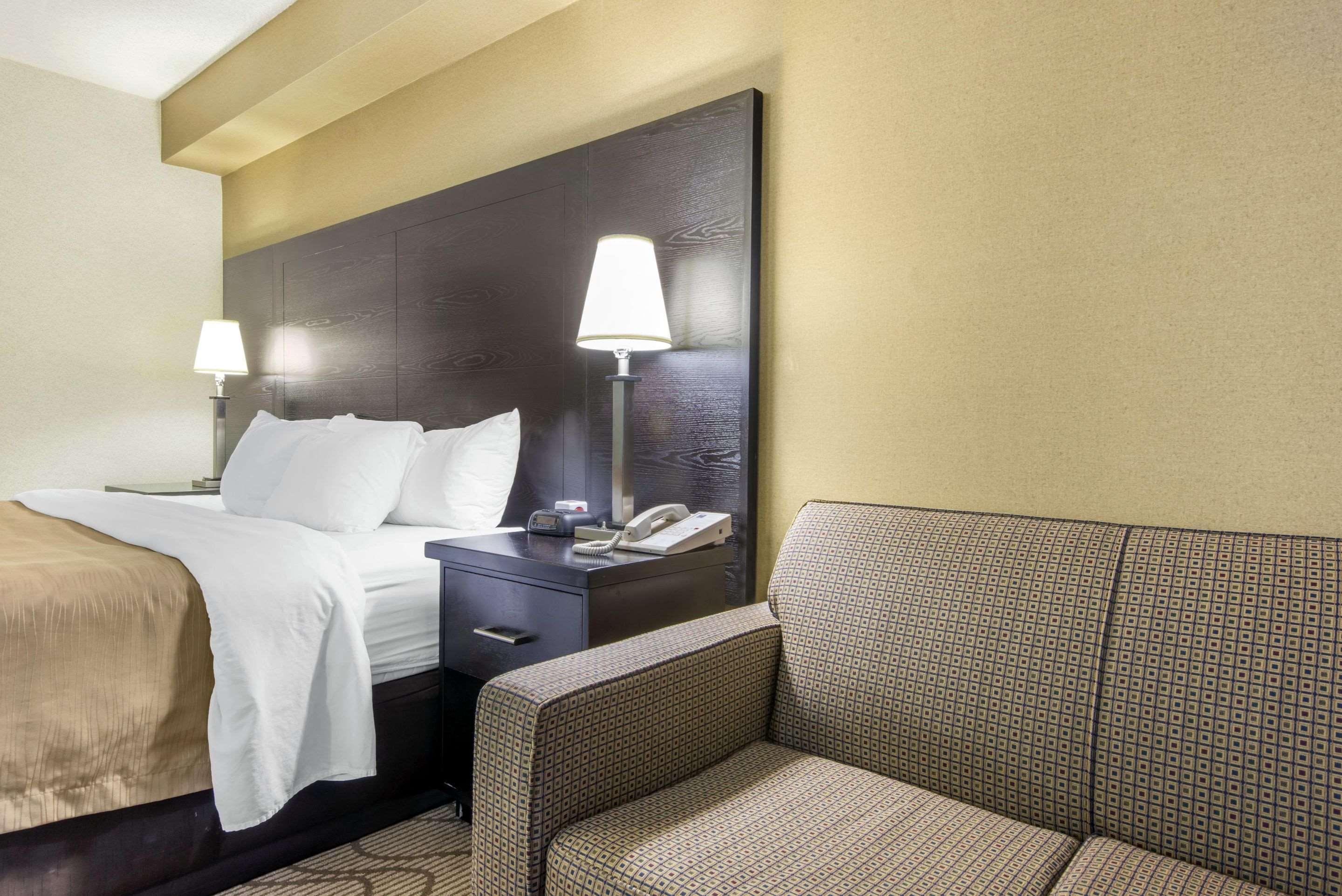 Comfort Inn Lakeshore Норт Бей Екстериор снимка