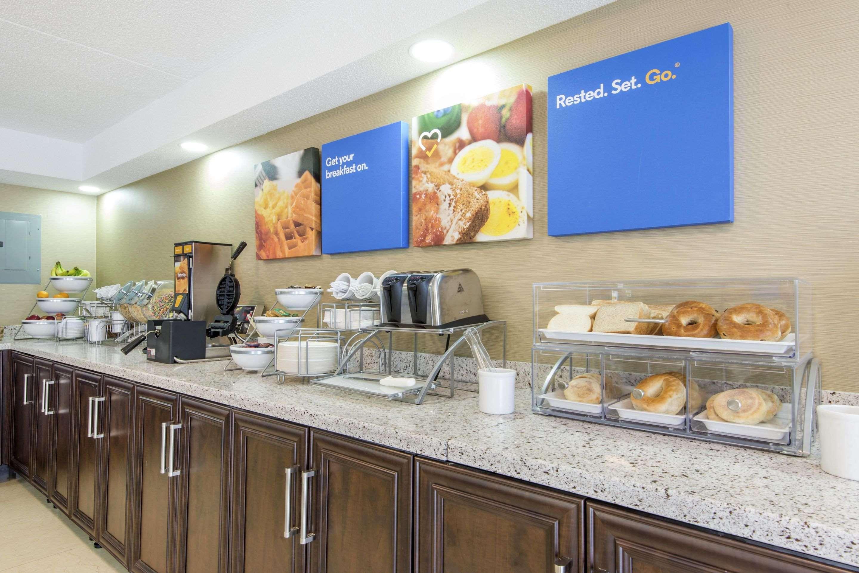 Comfort Inn Lakeshore Норт Бей Екстериор снимка