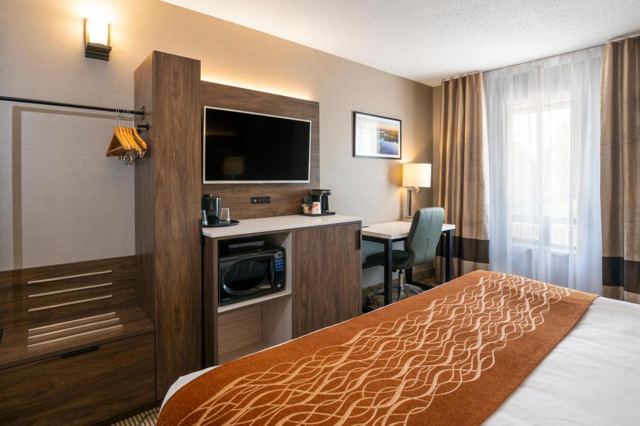 Comfort Inn Lakeshore Норт Бей Екстериор снимка